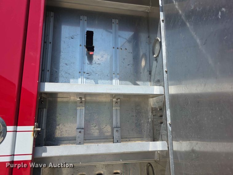 image for item FH6199 2005 E-One ladder fire truck