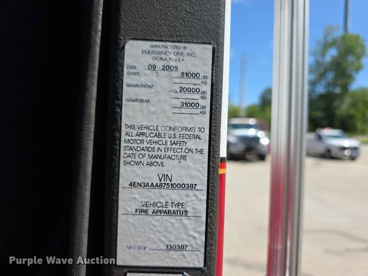 image for item FH6199 2005 E-One ladder fire truck