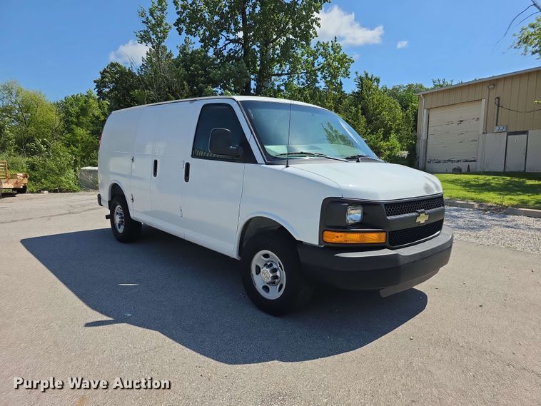 image for item FH6200 2012 Chevrolet Express 2500 van