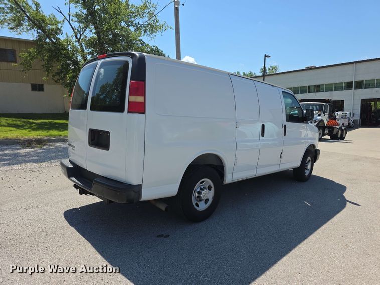 image for item FH6200 2012 Chevrolet Express 2500 van