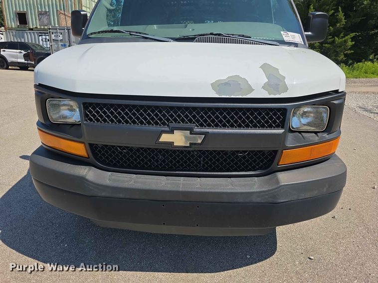 image for item FH6200 2012 Chevrolet Express 2500 van