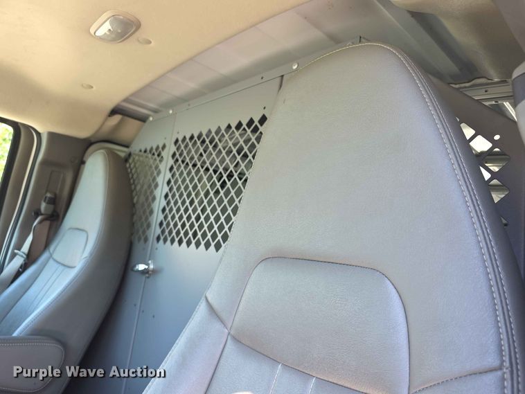 image for item FH6200 2012 Chevrolet Express 2500 van
