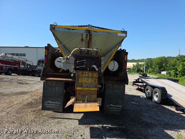 image for item FH6201 2009 International WorkStar 7300 dump truck