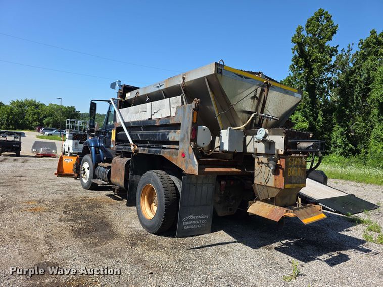 image for item FH6201 2009 International WorkStar 7300 dump truck
