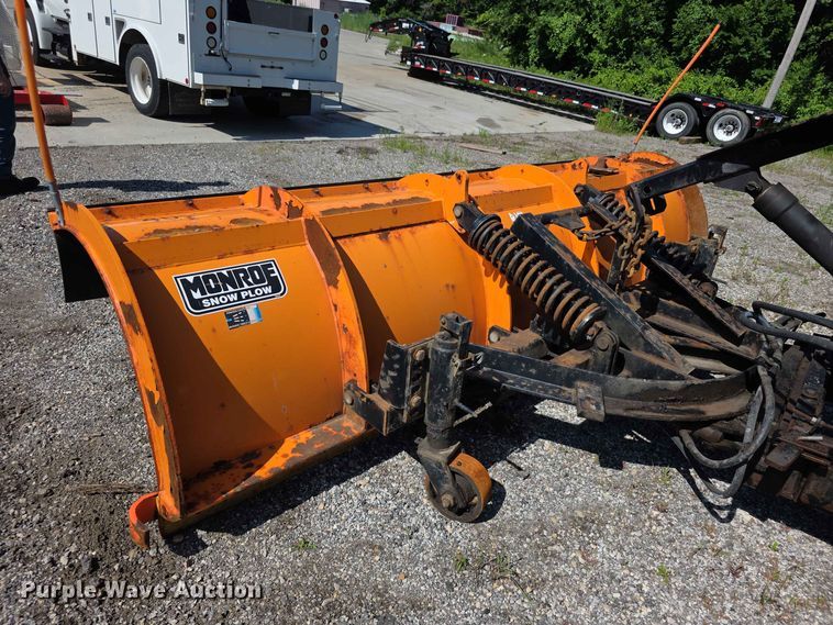 image for item FH6201 2009 International WorkStar 7300 dump truck