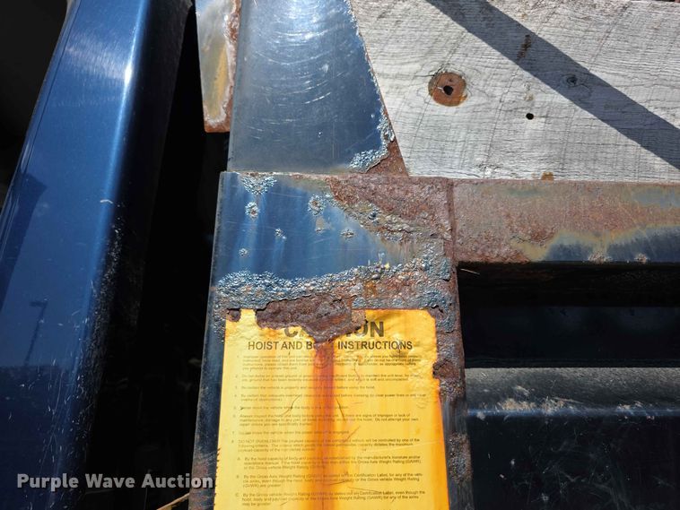 image for item FH6201 2009 International WorkStar 7300 dump truck