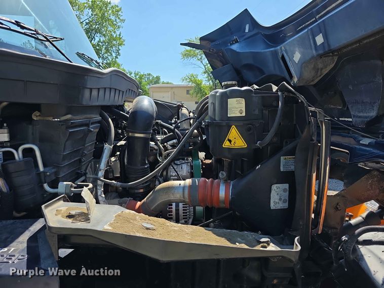 image for item FH6201 2009 International WorkStar 7300 dump truck