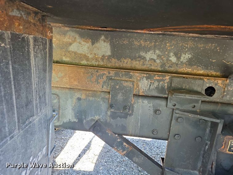 image for item FH6201 2009 International WorkStar 7300 dump truck
