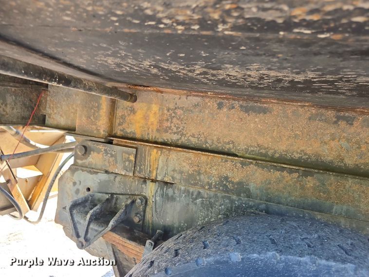 image for item FH6201 2009 International WorkStar 7300 dump truck