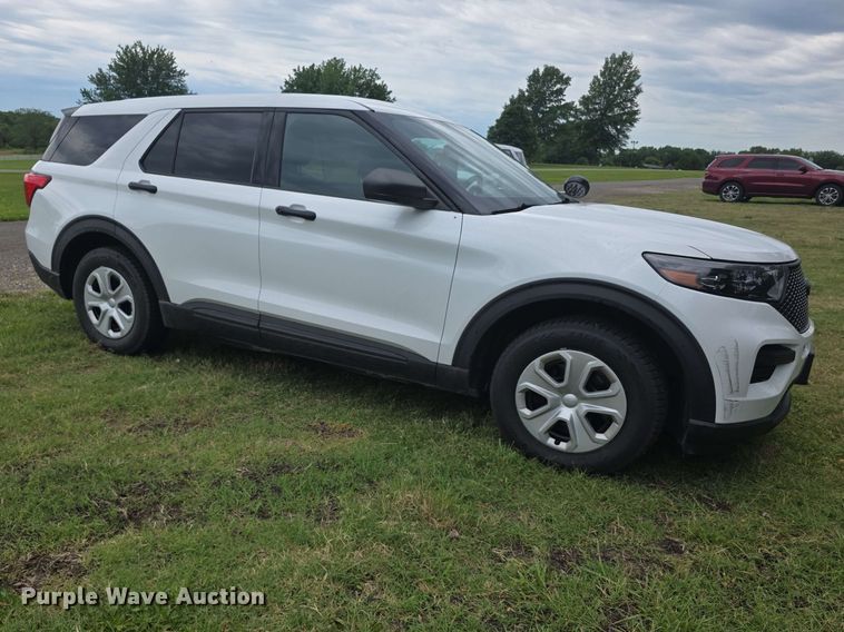 image for item FH6202 2020 Ford Explorer Police SUV