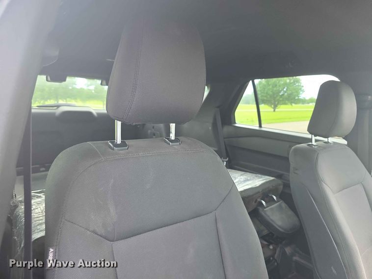image for item FH6202 2020 Ford Explorer Police SUV