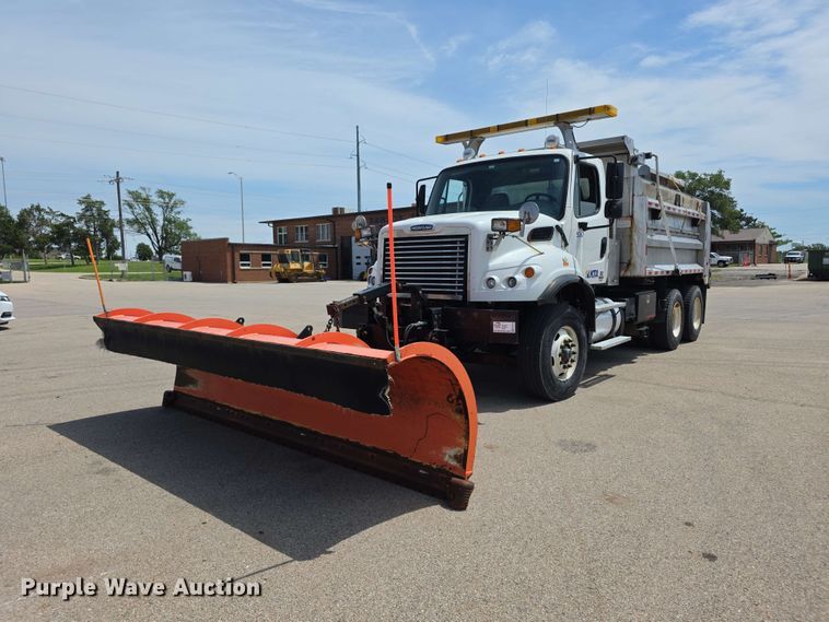 image for item FH6204 2011 Freightliner  M2 Business Class dump truck