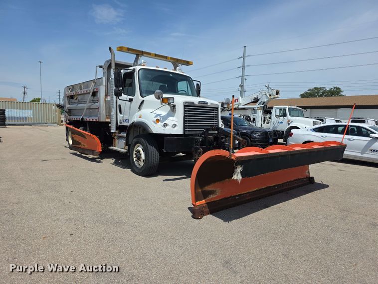 image for item FH6204 2011 Freightliner  M2 Business Class dump truck