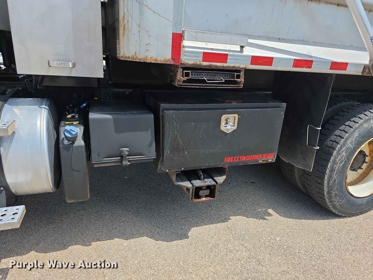image for item FH6204 2011 Freightliner  M2 Business Class dump truck
