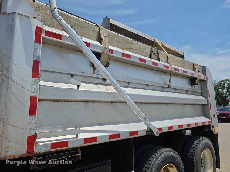 image for item FH6204 2011 Freightliner  M2 Business Class dump truck