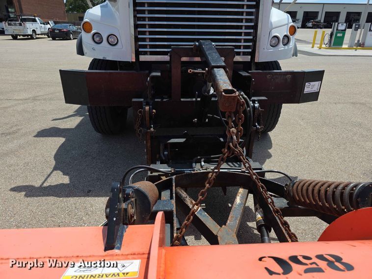 image for item FH6204 2011 Freightliner  M2 Business Class dump truck