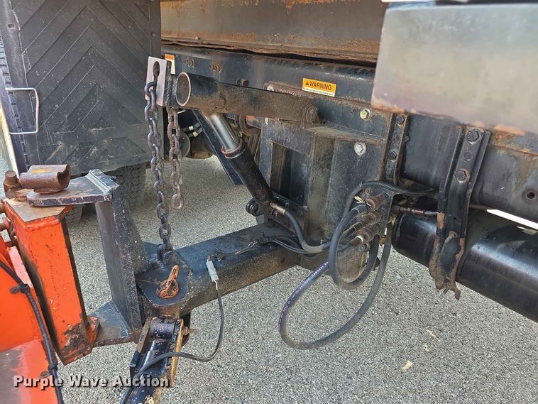 image for item FH6204 2011 Freightliner  M2 Business Class dump truck