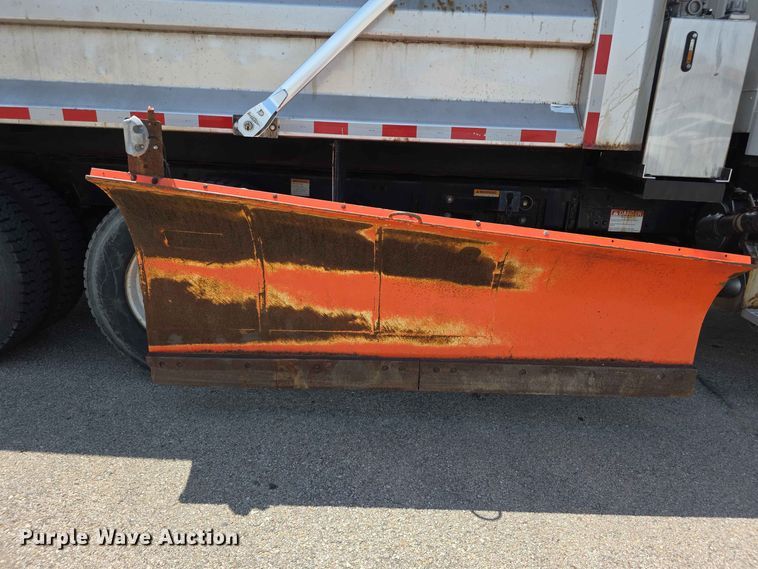 image for item FH6204 2011 Freightliner  M2 Business Class dump truck