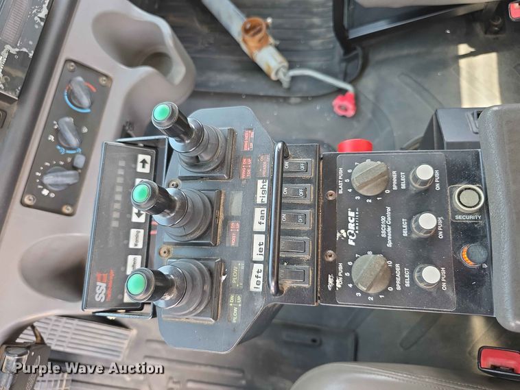 image for item FH6204 2011 Freightliner  M2 Business Class dump truck