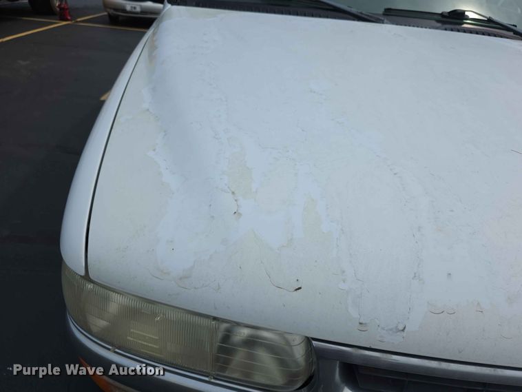 image for item FH6206 2006 Chevrolet Suburban 1500 SUV