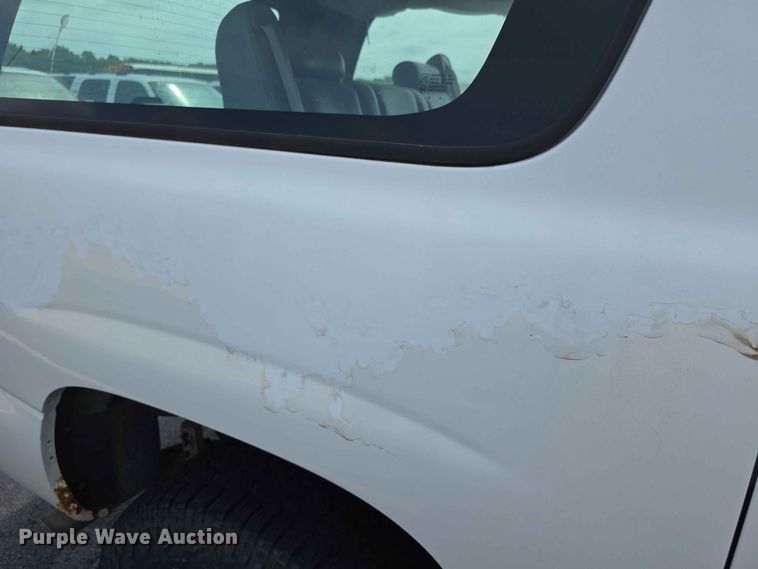 image for item FH6206 2006 Chevrolet Suburban 1500 SUV