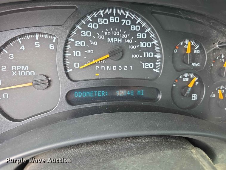 image for item FH6206 2006 Chevrolet Suburban 1500 SUV