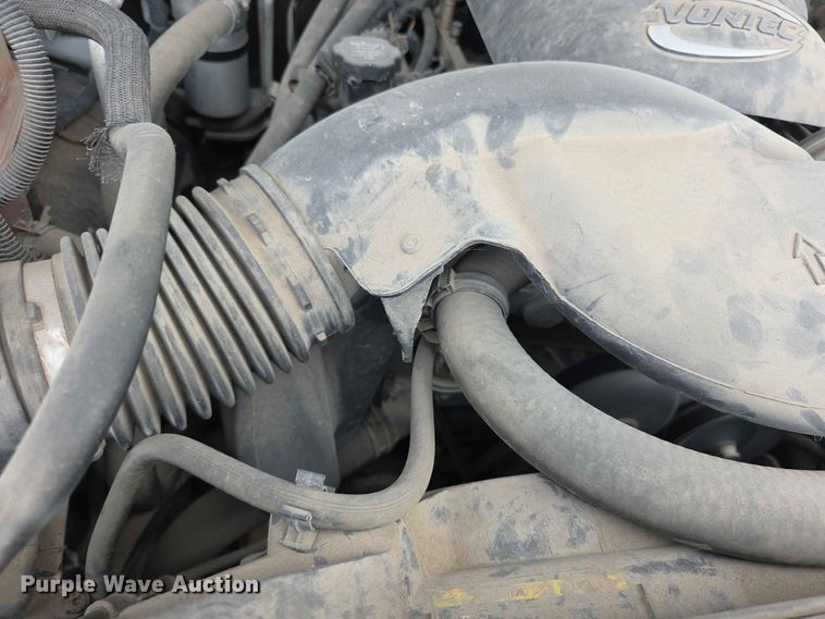 image for item FH6206 2006 Chevrolet Suburban 1500 SUV