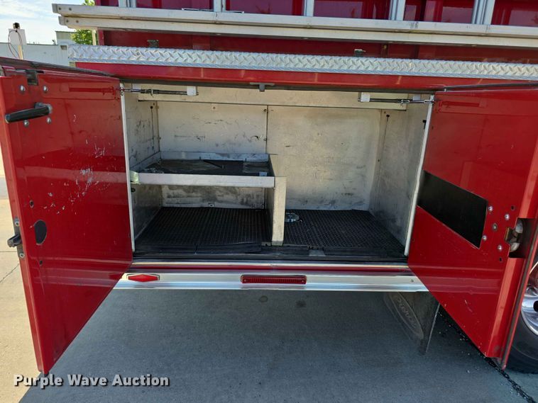 image for item FH6208 2011 Pierce Velocity pumper fire truck
