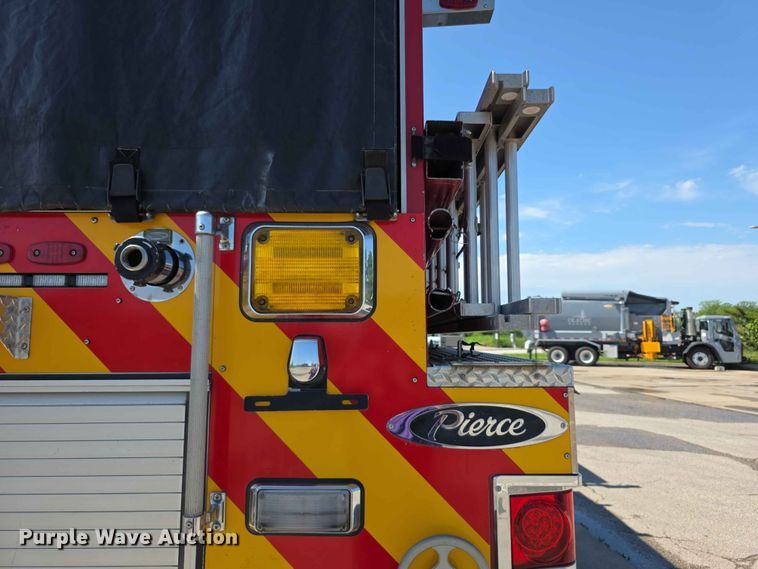 image for item FH6208 2011 Pierce Velocity pumper fire truck