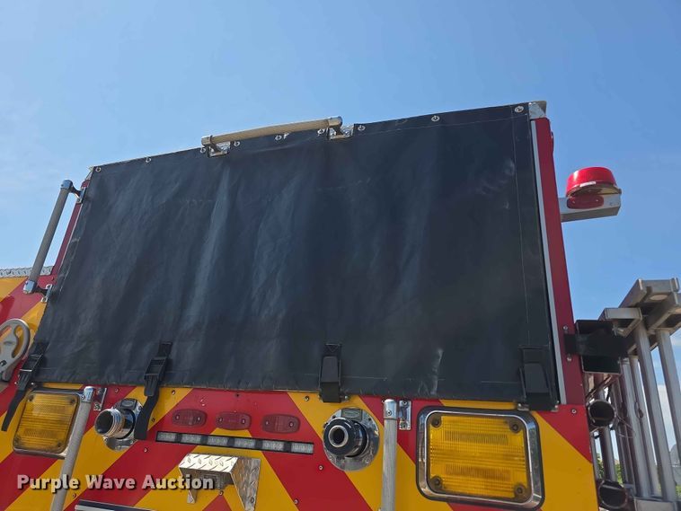 image for item FH6208 2011 Pierce Velocity pumper fire truck