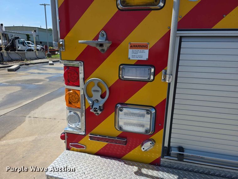image for item FH6208 2011 Pierce Velocity pumper fire truck