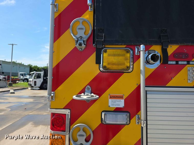 image for item FH6208 2011 Pierce Velocity pumper fire truck