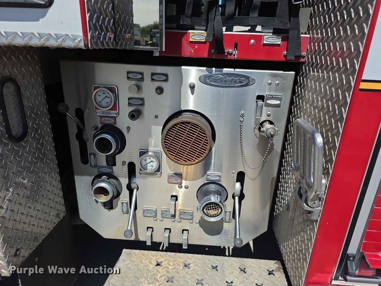 image for item FH6208 2011 Pierce Velocity pumper fire truck