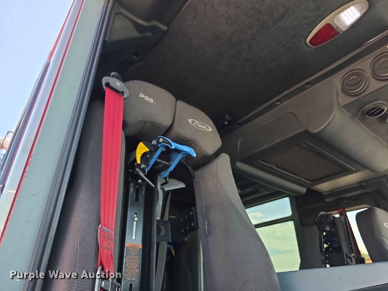 image for item FH6208 2011 Pierce Velocity pumper fire truck