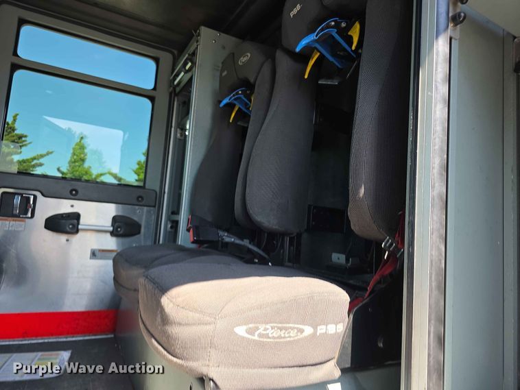 image for item FH6208 2011 Pierce Velocity pumper fire truck