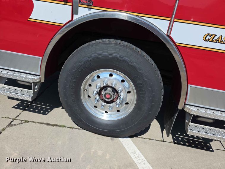 image for item FH6208 2011 Pierce Velocity pumper fire truck