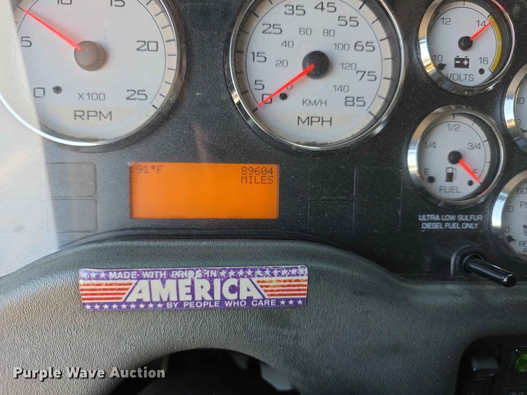 image for item FH6208 2011 Pierce Velocity pumper fire truck