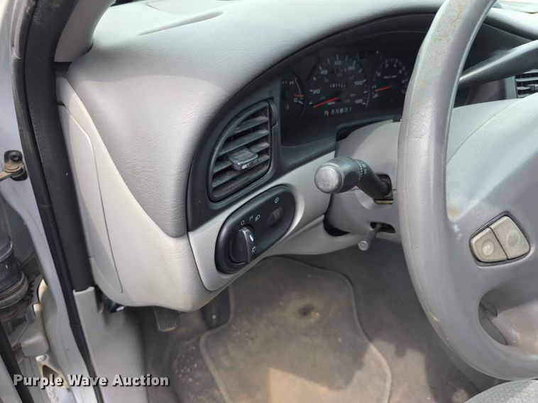 image for item FH6231 2001 Ford Taurus LX 