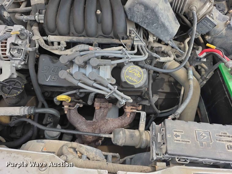 image for item FH6231 2001 Ford Taurus LX 