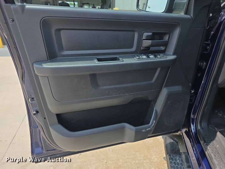 image for item FH6233 2017 RAM 1500 SSV Crew Cab pickup truck