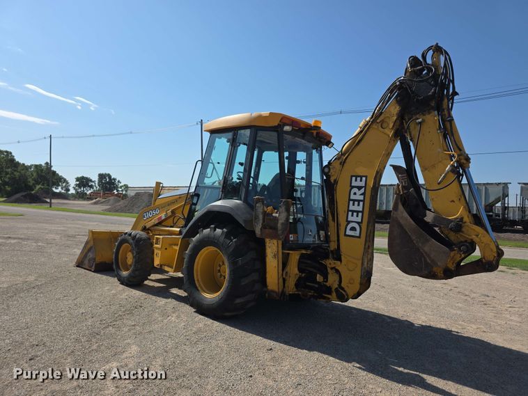 image for item FH6235 2002 John Deere 310SG backhoe
