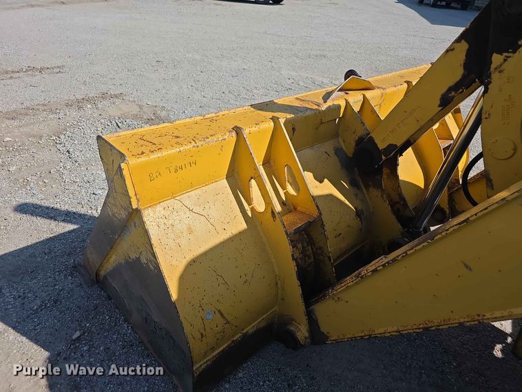 image for item FH6235 2002 John Deere 310SG backhoe