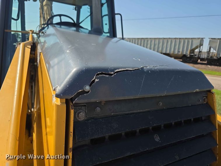 image for item FH6235 2002 John Deere 310SG backhoe