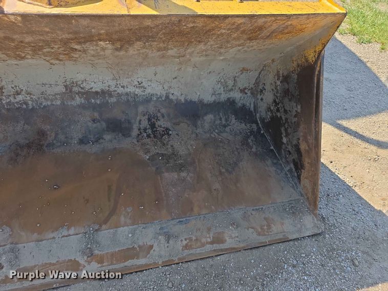 image for item FH6235 2002 John Deere 310SG backhoe