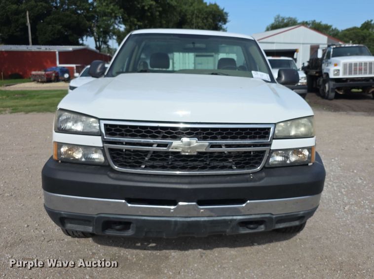 image for item FH6238 2007 Chevrolet Silverado 2500HD pickup truck