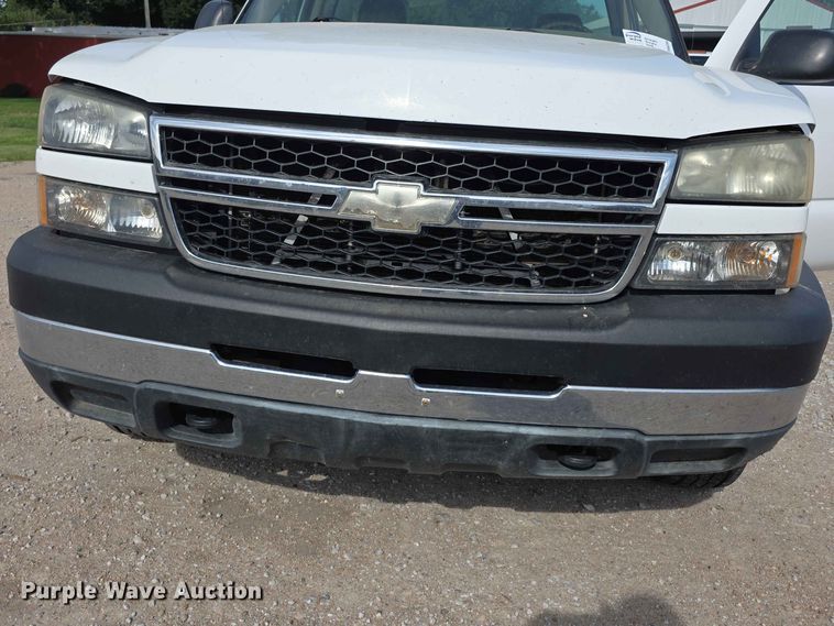 image for item FH6238 2007 Chevrolet Silverado 2500HD pickup truck