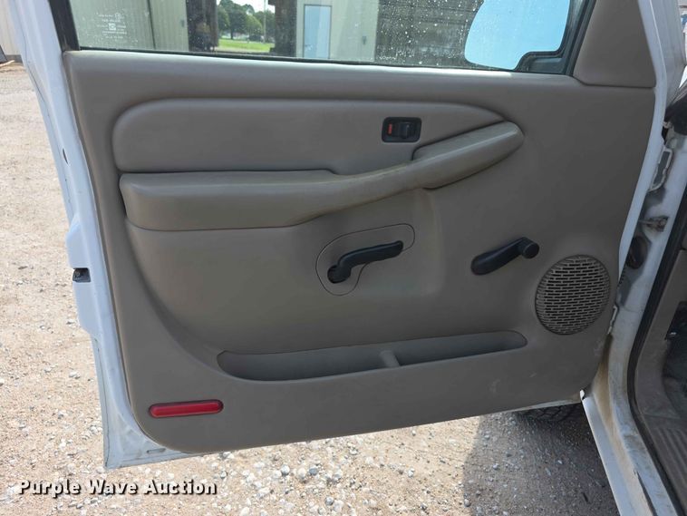 image for item FH6238 2007 Chevrolet Silverado 2500HD pickup truck