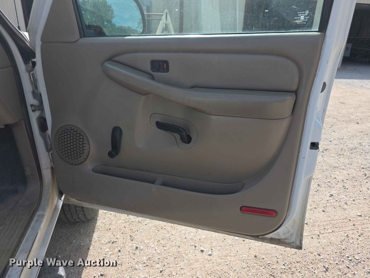 image for item FH6238 2007 Chevrolet Silverado 2500HD pickup truck