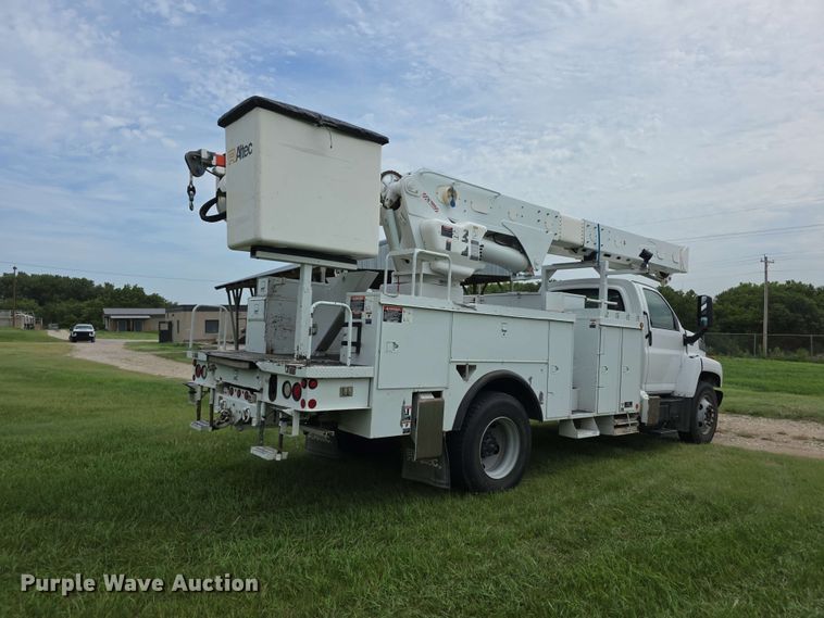 image for item FH6241 2008 Chevrolet C8500 bucket truck