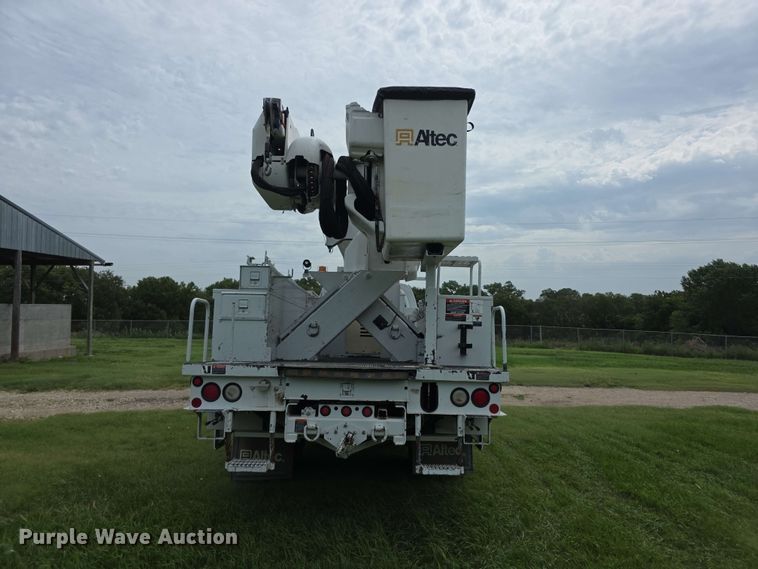 image for item FH6241 2008 Chevrolet C8500 bucket truck